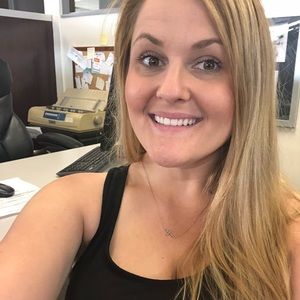 Meet your Posher, Nicole